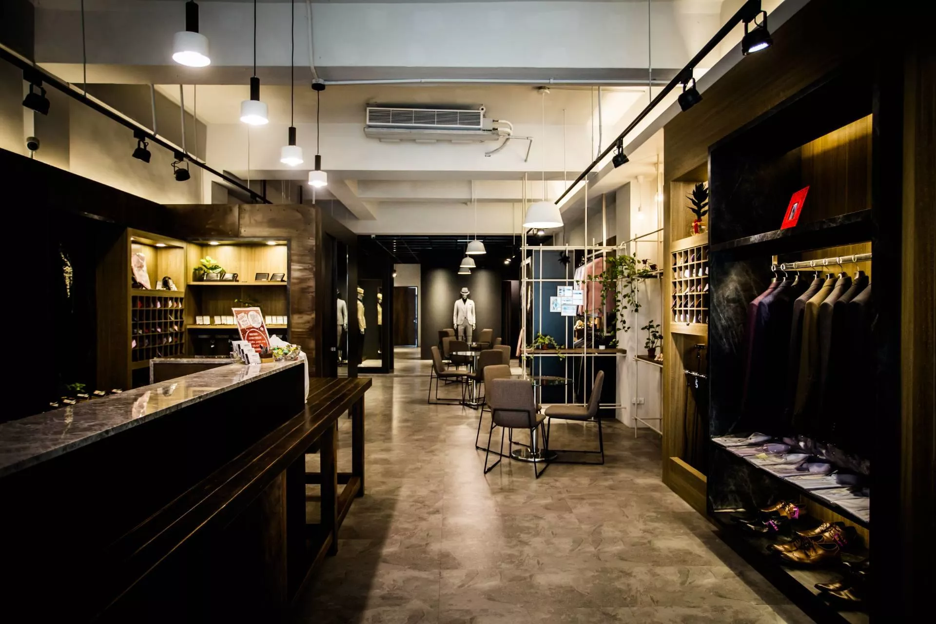 【店面實景】-拓元西服(11).JPG-店面實景